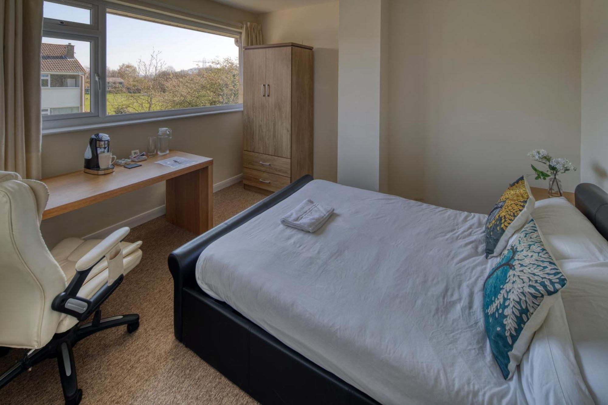 Henry'S Guesthouse Bath Esterno foto